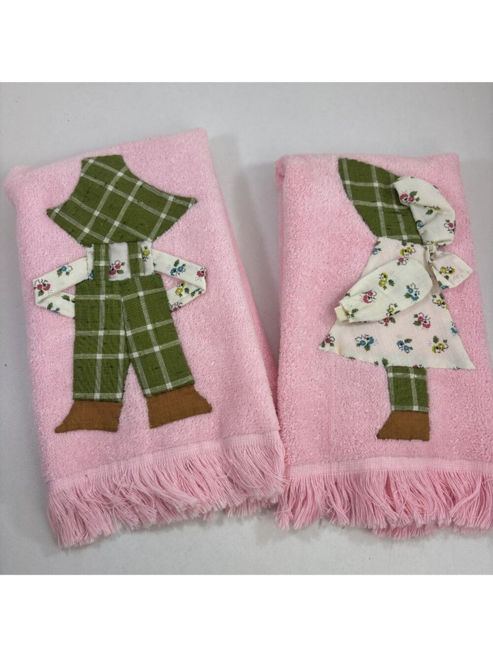 Vtg Appliquéd Amish Style Fieldcrest Hand Towels Pink Green Boy Girl